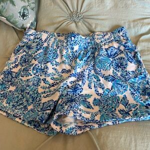 Lilly Pulitzer Comfortably fantastic Casual Shorts- Lg/GUC
